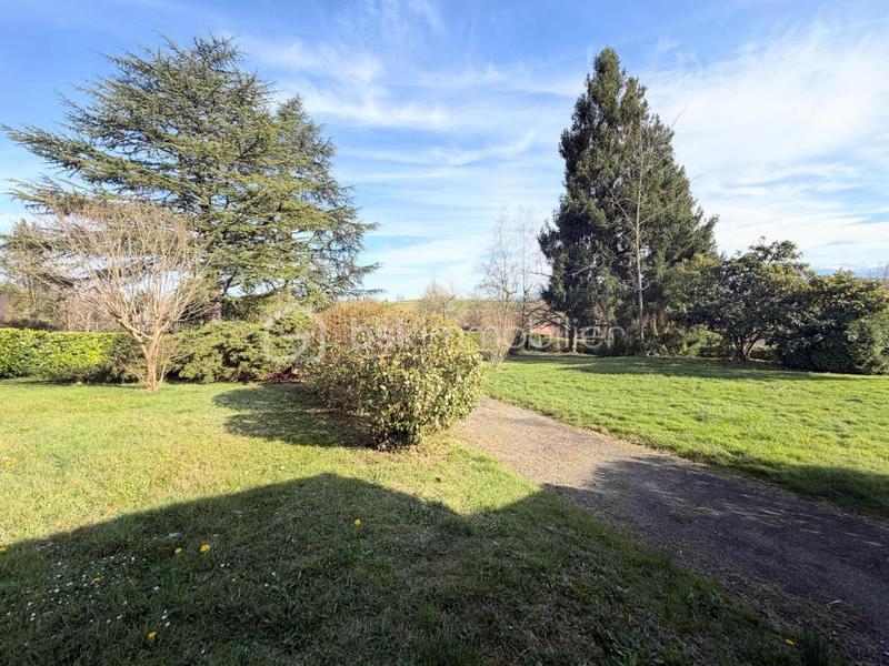 Maison d'architecte - 320 m² - 10 pièces