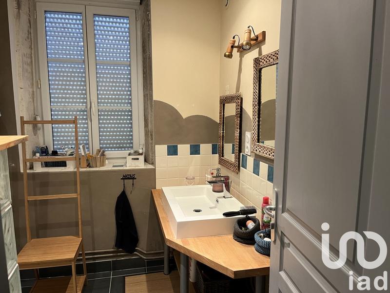 Maison - 320 m² - 8 pièces