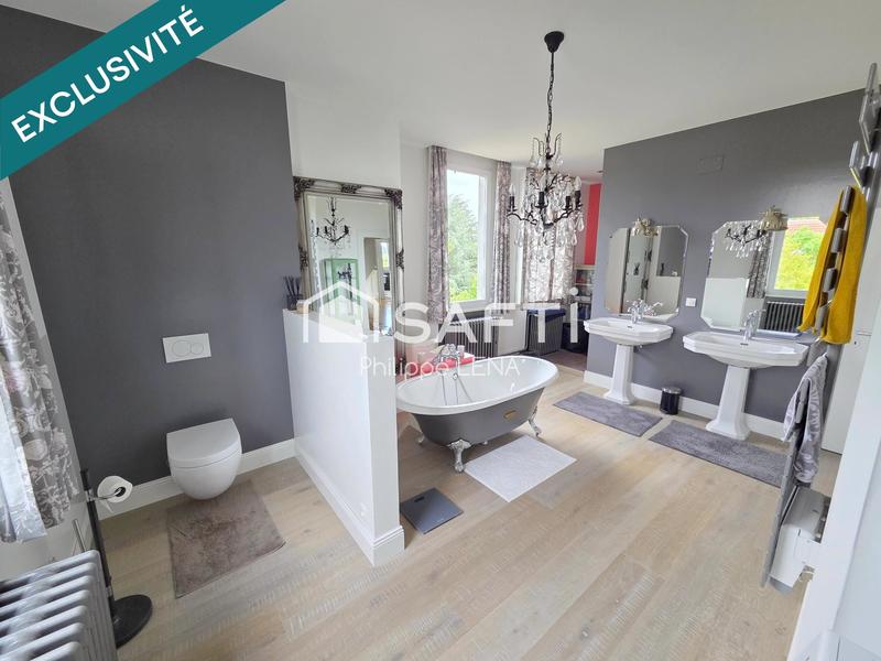 Villa - 228 m² - 7 pièces