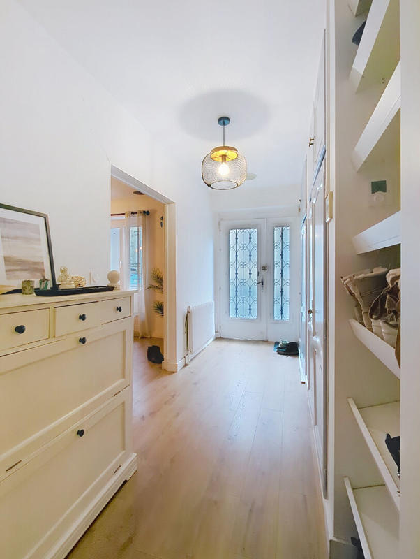 Maison - 144 m² - 5 pièces