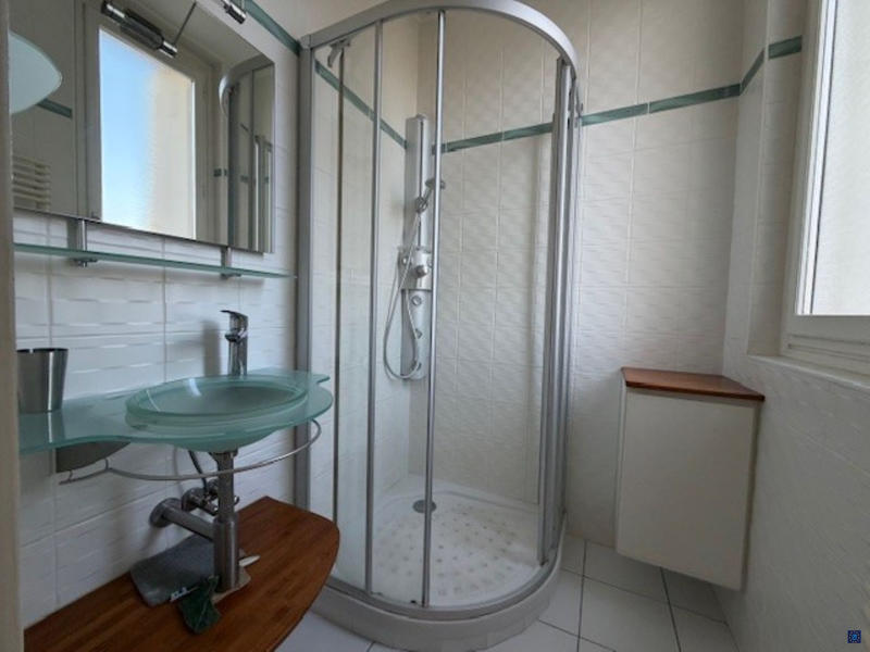 Maison - 210 m² - 8 pièces