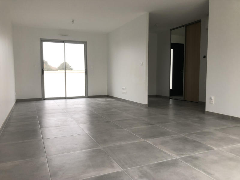Maison - 93 m² - 5 pièces