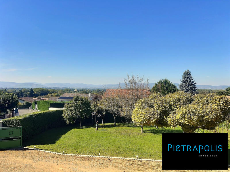 Maison traditionnelle - 128 m² - 5 pièces