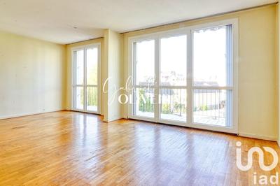 Appartement - 98 m² - 5 pièces
