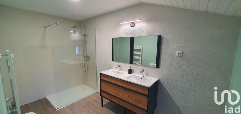 Maison - 298 m² - 10 pièces