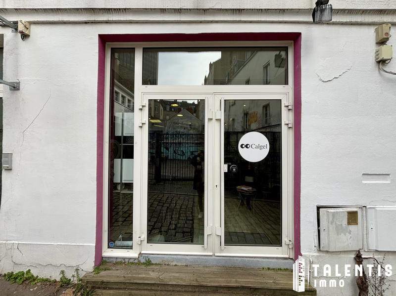 Local d'activités - 69 m²