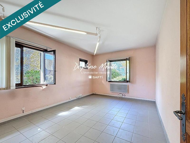 Bureau - 116 m² - 6 pièces