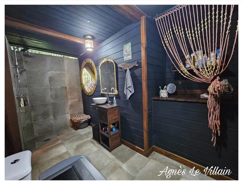 Bungalow - 76 m² - 4 pièces