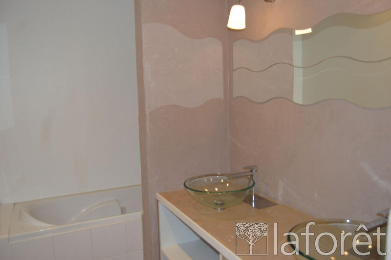 Appartement - 220 m² - 5 pièces