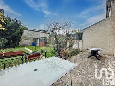 Maison de ville - 87 m² - 4 pièces