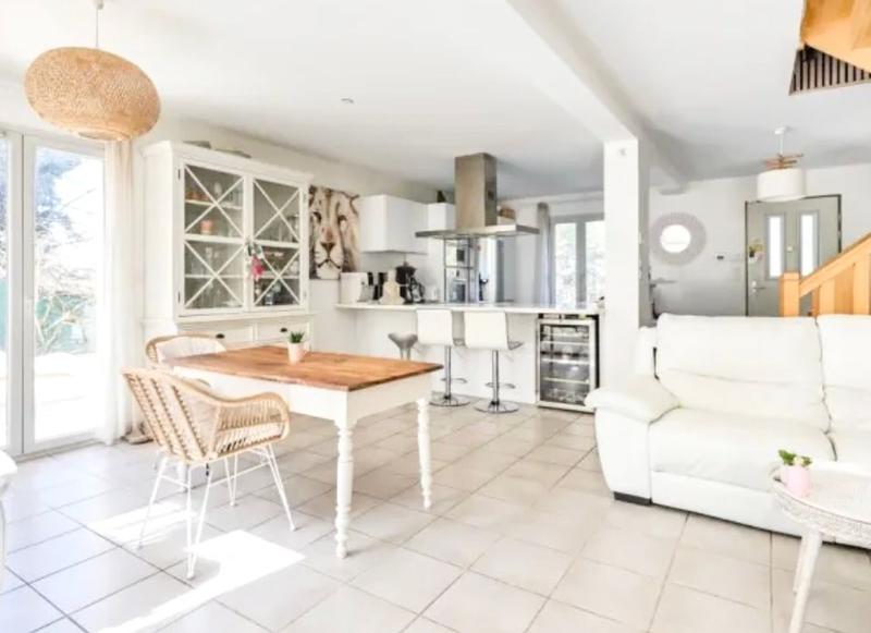 Maison - 150 m² - 5 pièces