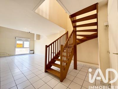 Appartement - 99 m² - 4 pièces