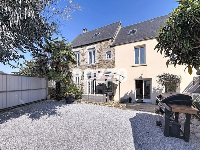 Maison - 146 m² - 6 pièces