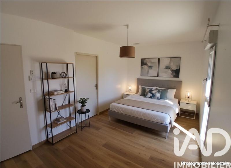 Maison - 305 m² - 8 pièces