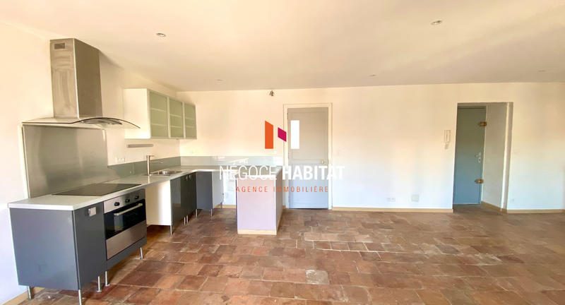 Appartement - 79 m² - 3 pièces