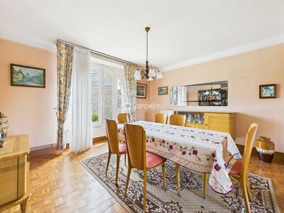 Maison - 127 m² - 5 pièces
