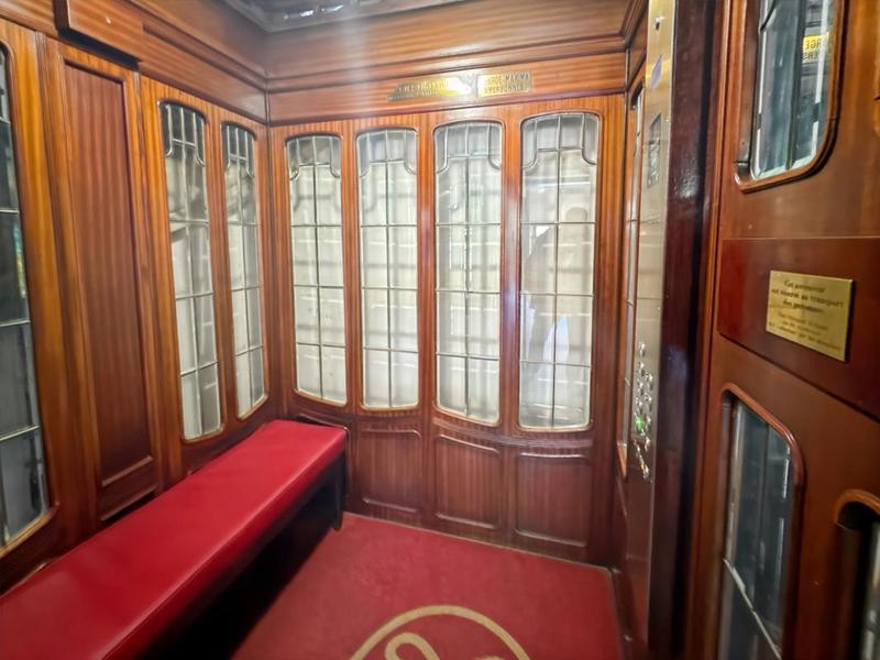 Appartement - 242 m² - 4 pièces