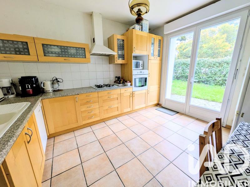 Maison - 178 m² - 8 pièces