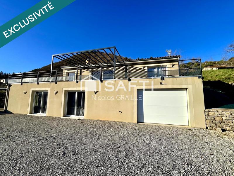 Maison - 177 m² - 7 pièces