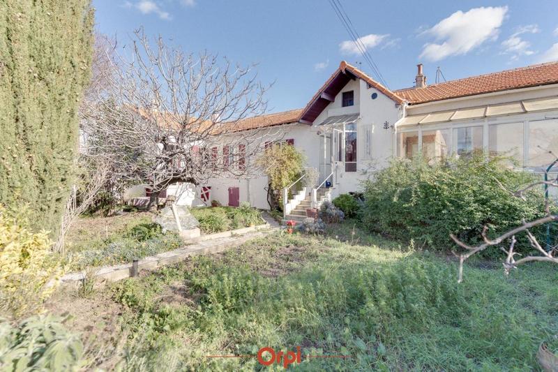 Maison - 92 m² - 4 pièces