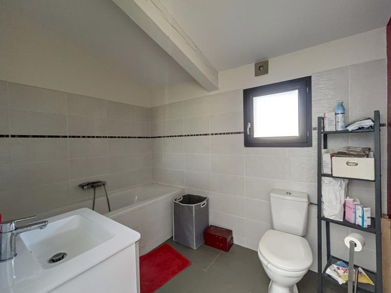 Maison - 105 m² - 5 pièces