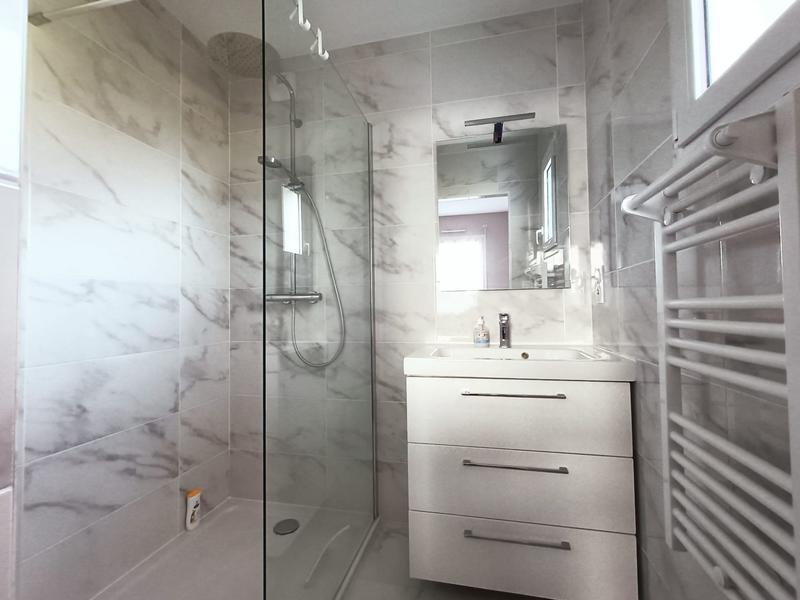 Maison contemporaine - 108 m² - 6 pièces