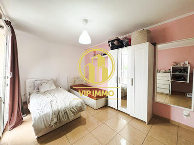 Appartement - 72 m² - 5 pièces