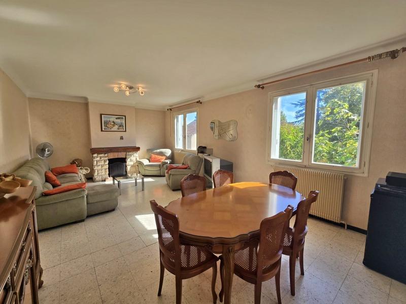 Maison - 131 m² - 6 pièces