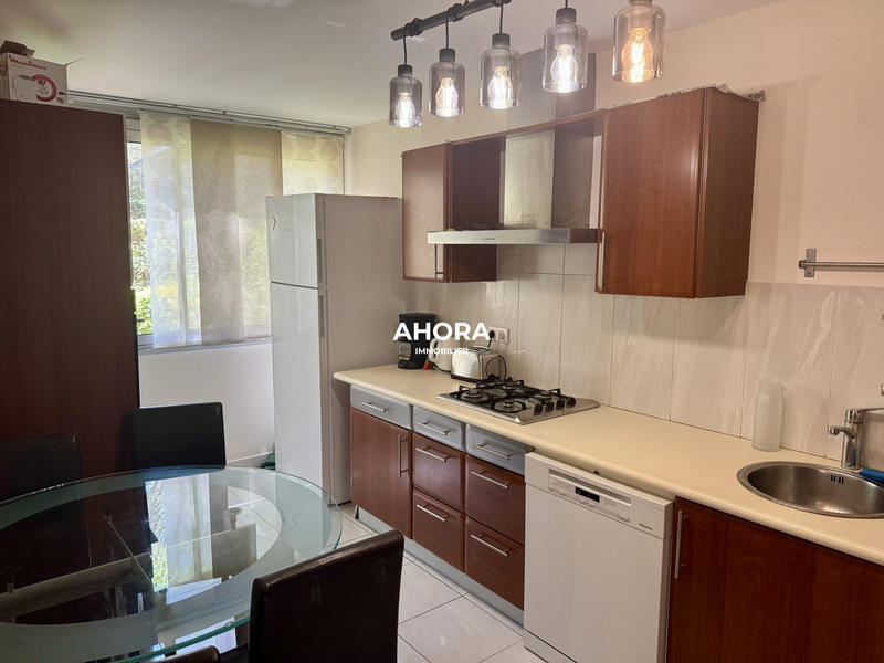 Appartement - 67 m² - 2 pièces