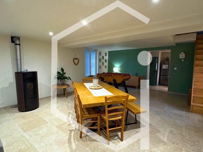 Maison - 121 m² - 4 pièces