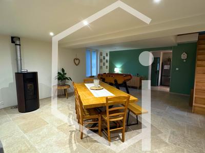 Maison - 121 m² - 4 pièces