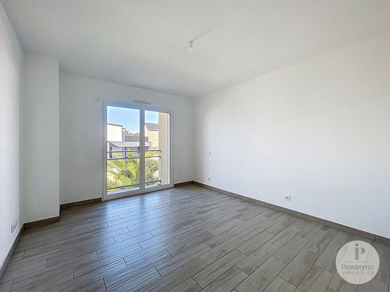 Maison - 200 m² - 7 pièces