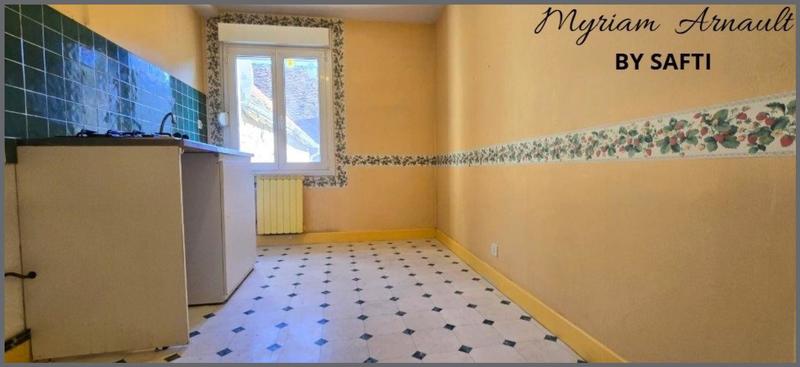 Maison - 162 m² - 9 pièces