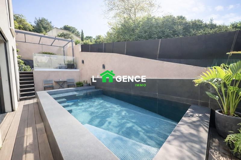 Villa - 160 m² - 6 pièces