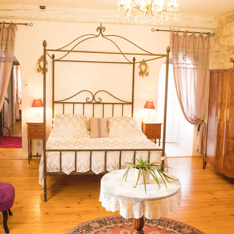 Demeure - 800 m² - 17 pièces