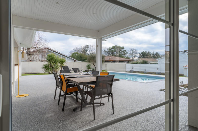 Maison - 180 m² - 6 pièces