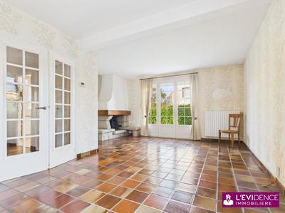 Maison - 122 m² - 6 pièces