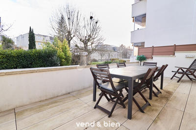 Maison - 121 m² - 6 pièces