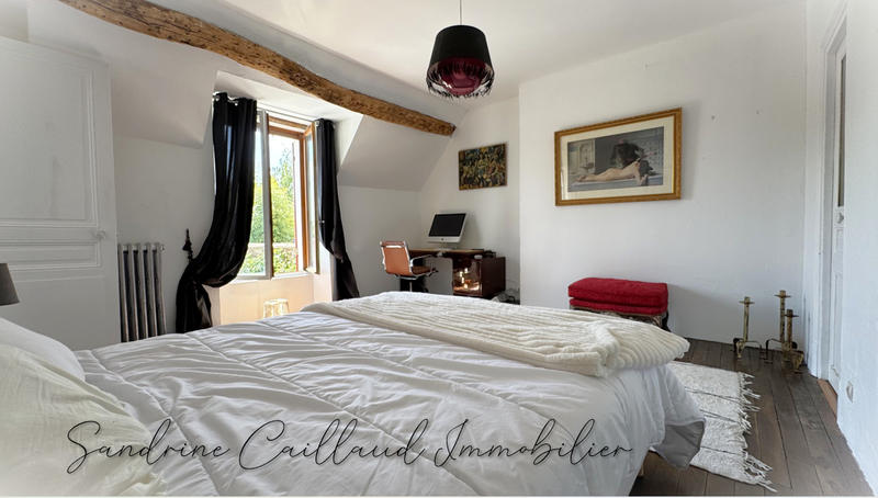 Maison - 229 m² - 8 pièces