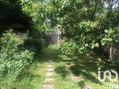 Maison - 205 m² - 9 pièces