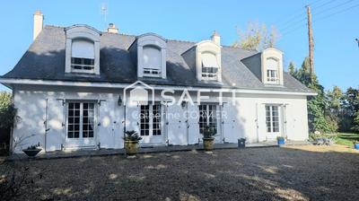 Maison - 172 m² - 8 pièces