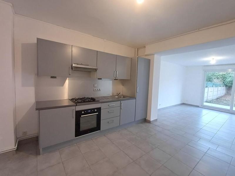 Appartement - 64 m² - 2 pièces