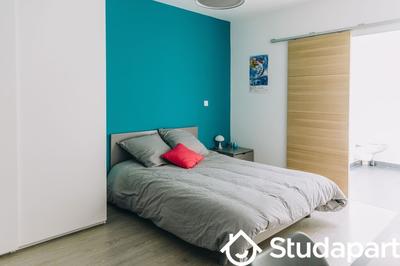 Chambre - 15 m² - 1 pièce