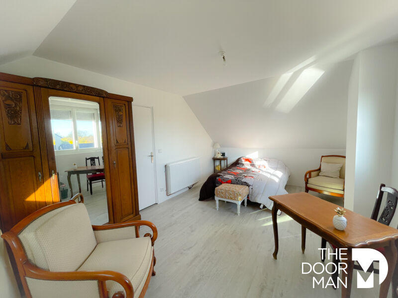 Maison - 200 m² - 6 pièces