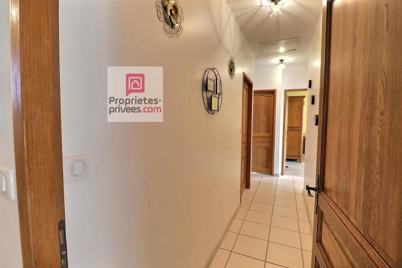 Maison - 157 m² - 8 pièces