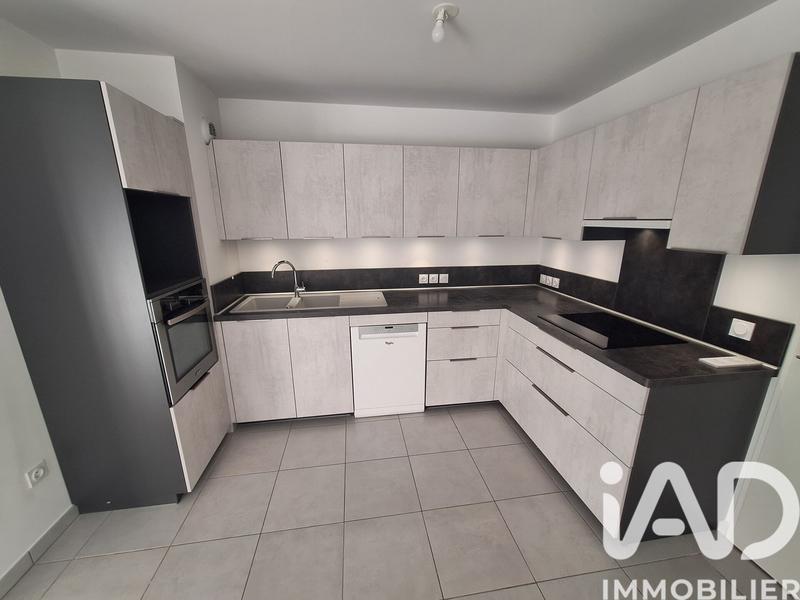 Appartement - 64 m² - 3 pièces