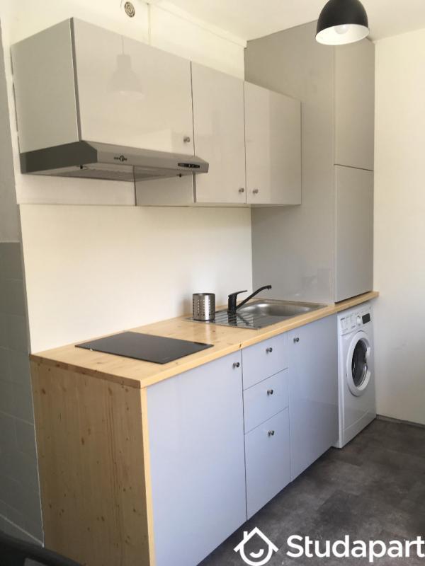 Chambre - 13 m² - 1 pièce