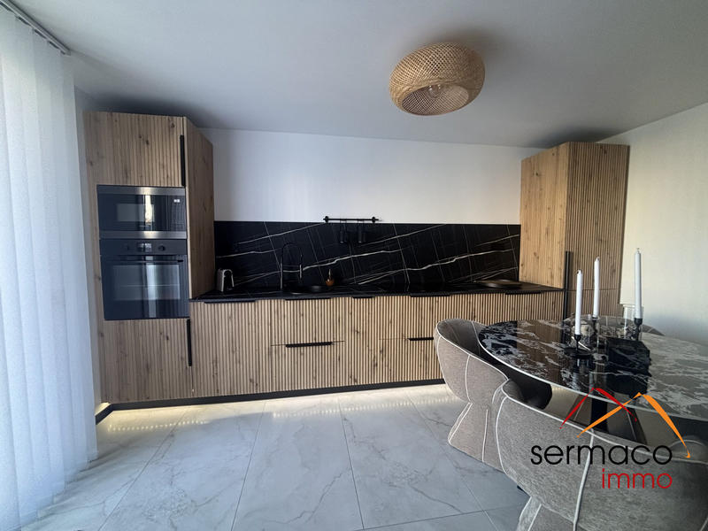 Maison - 86 m² - 5 pièces