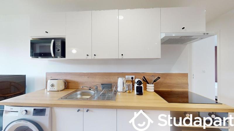 Chambre - 11 m² - 1 pièce