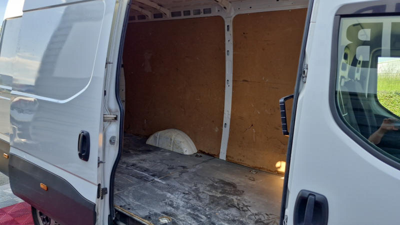 Iveco Daily 35 s 14 v7 h1 q-leaf hi-matic